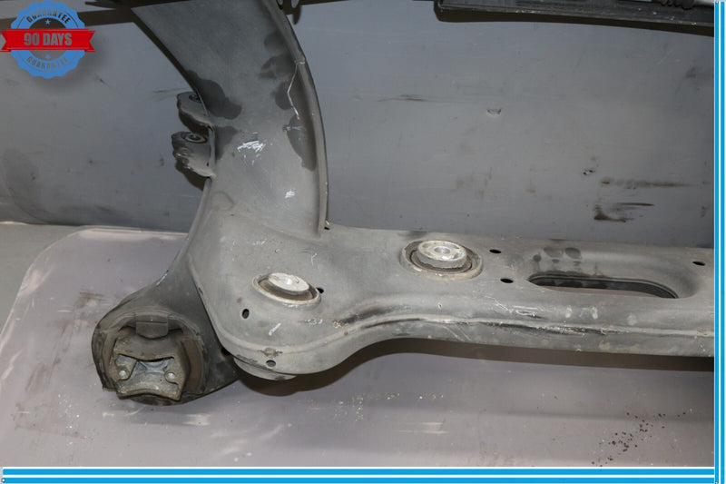Load image into Gallery viewer, 10-18 Mercedes E350 E400 CLS550 Rear Subframe Sub Frame Crossmember Oem
