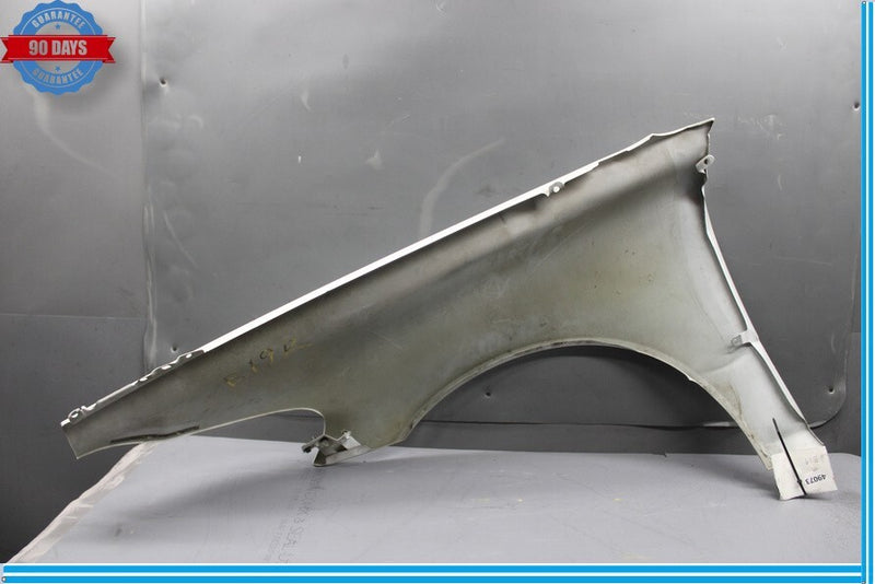 Load image into Gallery viewer, 06-10 Volvo C70 Front Right Passenger Side Fender Cover Assembly 31253524 Oem
