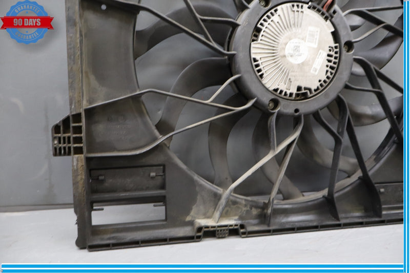 Load image into Gallery viewer, 12-19 Mercedes X166 GL40 GL550 Engine Motor Cooling Radiator Fan Motor Oem
