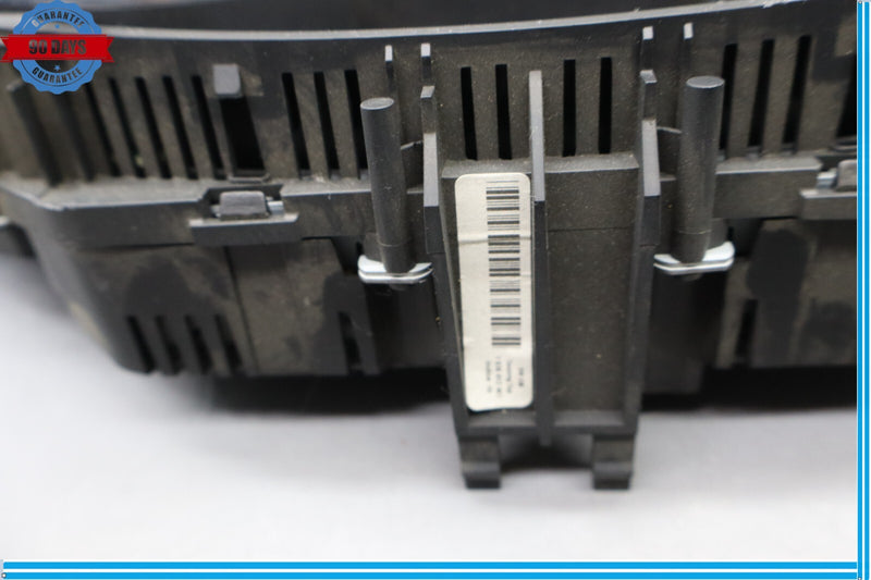 Load image into Gallery viewer, 11-12 Volkswagen VW Touareg V6 VR6 Instrument Cluster Gauge Speedometer Oem
