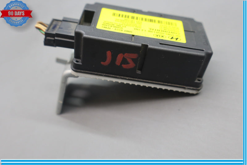 Load image into Gallery viewer, 15-17 Hyundai Genesis TPMS Tire Pressure Monitor Sensor 95800B1100 Oem
