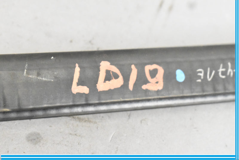 Load image into Gallery viewer, 04-11 Bentley Continental GT GTC Left Door Rubber Gasket 3W8837471B Oem
