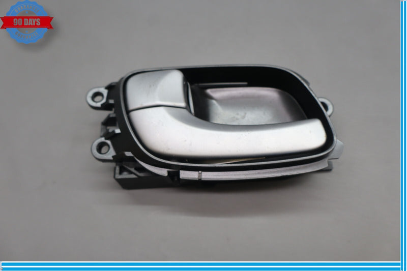Load image into Gallery viewer, 11-13 Hyundai Equus SIG Front Left Driver Side Interior Door Handle Oem
