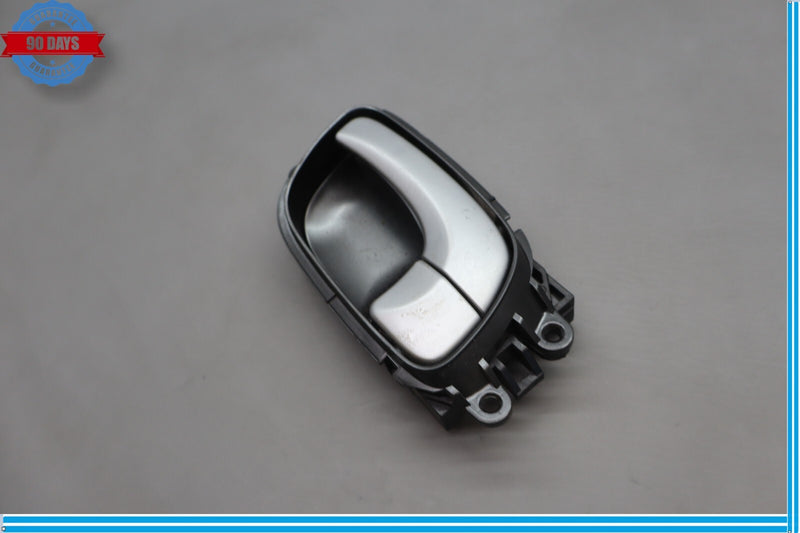 Load image into Gallery viewer, 11-13 Hyundai Equus SIG Front Left Driver Side Interior Door Handle Oem
