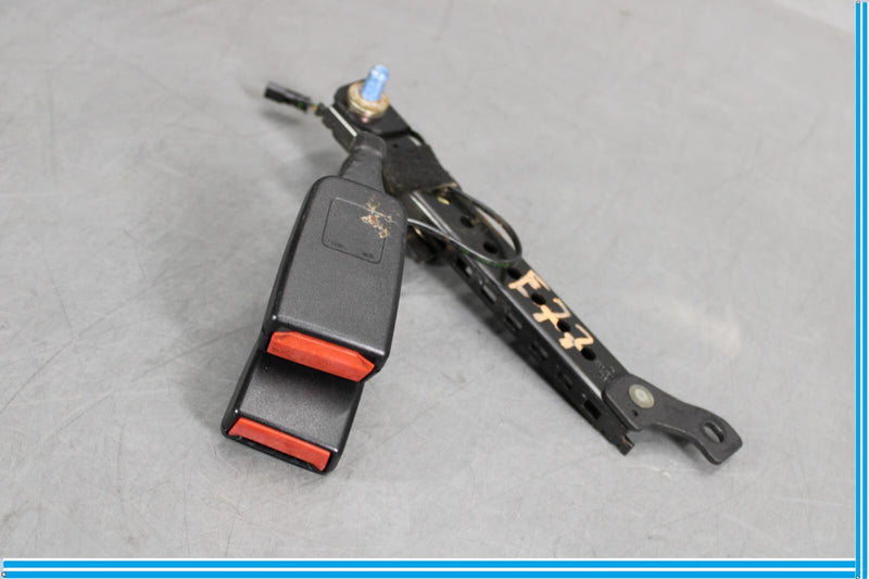 Load image into Gallery viewer, 07-13 Mercedes S550 S600 S400 Rear Right Passenger Side Seat Belt Buckle Oem
