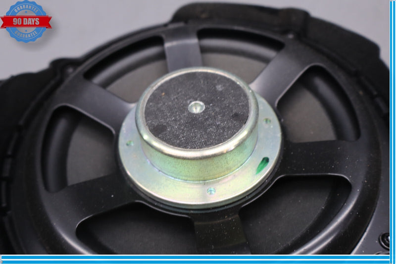 Load image into Gallery viewer, 10-13 Mercedes W221 S550 S400 Front Right Passenger Side Door Speaker Oem
