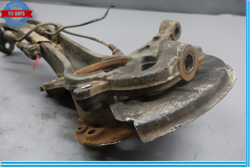 Load image into Gallery viewer, 11-17 Volkswagen VW Touareg Front Right Side Steering Spindle Knuckle Hub OEM
