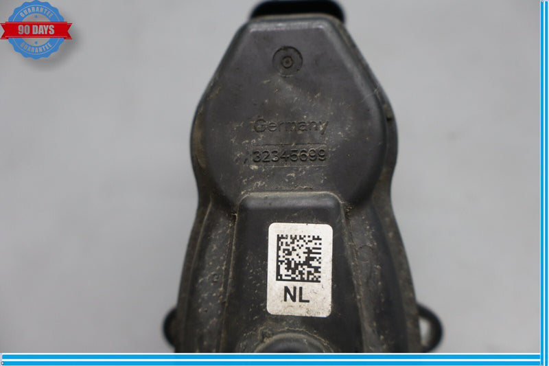 Load image into Gallery viewer, 11-16 BMW 535i xDrive Left Driver Side Parking Brake Actuator Motor Oem
