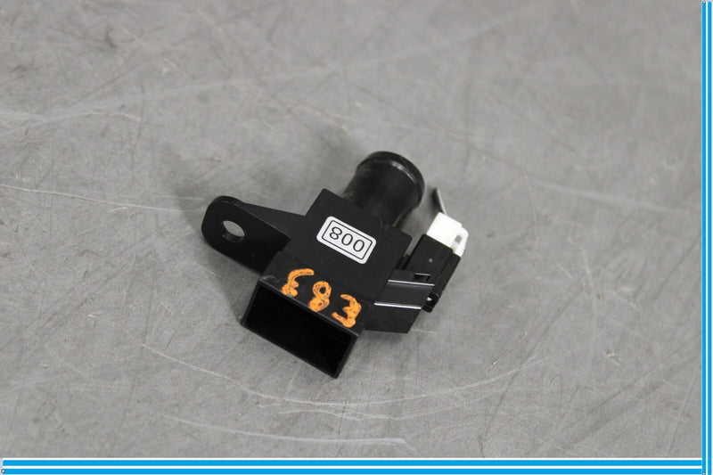 Load image into Gallery viewer, 11-17 Infiniti QX56 QX80 Dash Abs Air Temperature Sensor Oem
