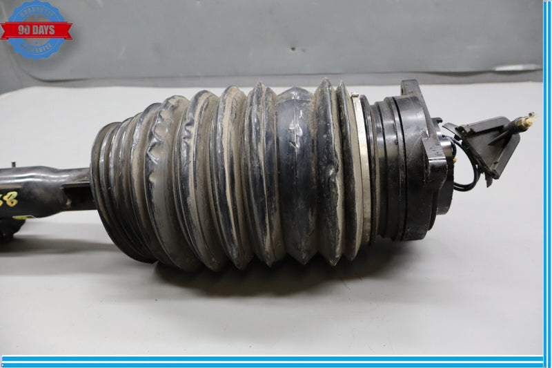 Load image into Gallery viewer, 10-18 Mercedes W218 CLS550 E550 4Matic Front Right Airmatic Air Shock Strut OEM

