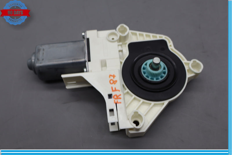 Load image into Gallery viewer, 12-18 Audi A6 Quattro Front Right Door Window Regulator Motor Oem
