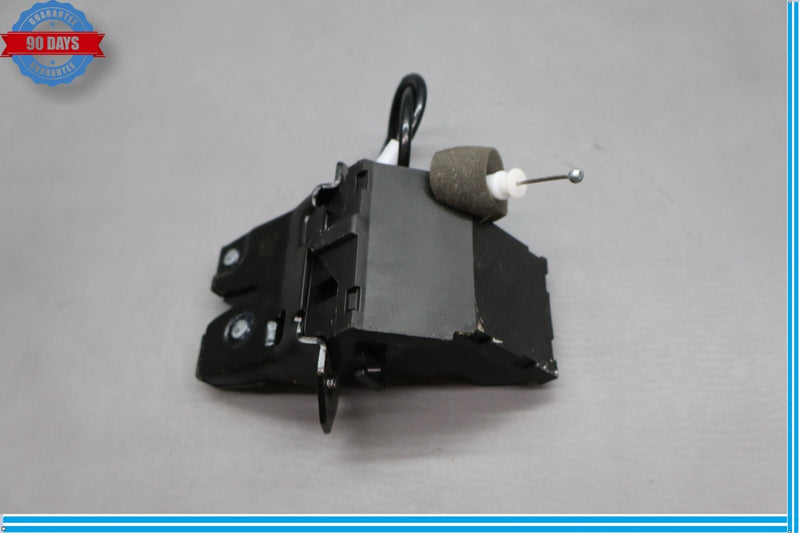 Load image into Gallery viewer, 01-11 Mercedes R171 CLS550 E500 Rear Trunk Lock Latch Mechanism 1717500085 Oem
