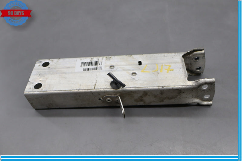 Load image into Gallery viewer, 14-21 BMW i3 I01 Hybrid Front Left Driver Side Bumper Reinforcement Bracket Oem

