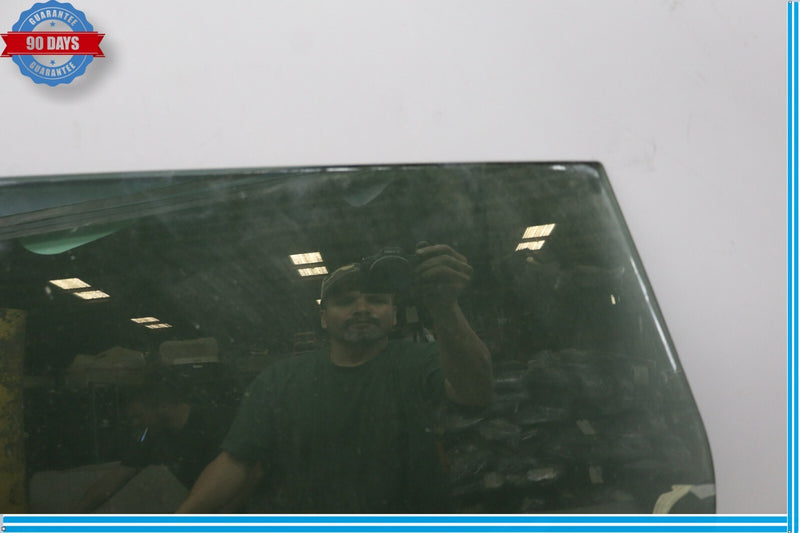 Load image into Gallery viewer, 11-18 Porsche Cayenne 958 Hybrid S Rear Left Driver Side Door Window Glass Oem

