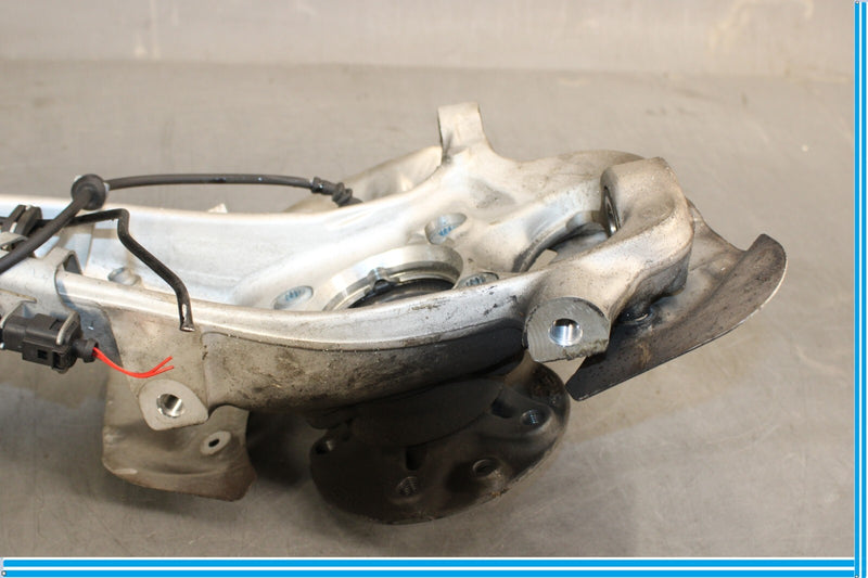 Load image into Gallery viewer, 11-18 Porsche Cayenne Right Passenger Side Spindle Knuckle Hub Oem
