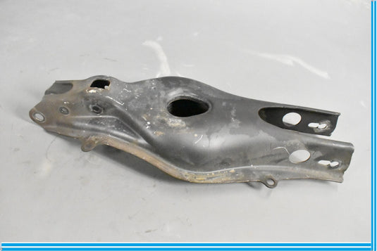 12-18 Mercedes CLS550 CLS63 W218 Rear Right Lower Spring Seat Control Arm Oem