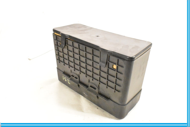 Load image into Gallery viewer, 00-06 Mercedes CL500 CL600 W215 Vacuum Pump Protective Cover 2158000335 Oem
