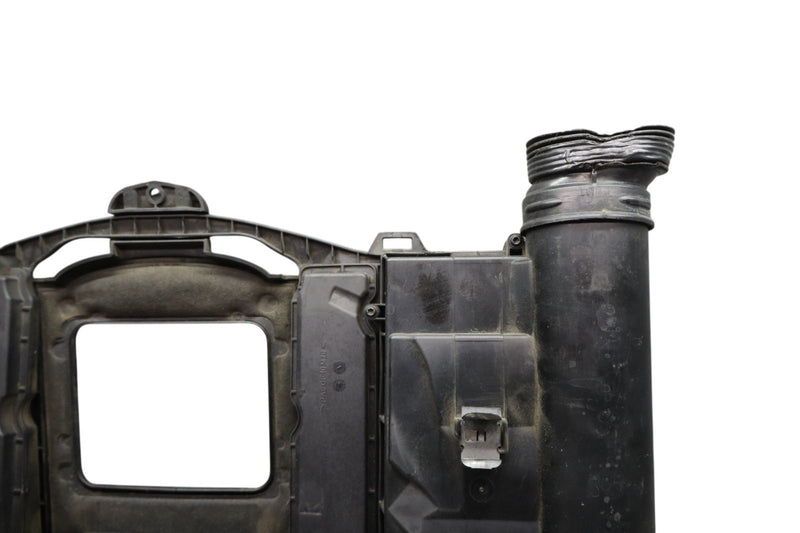 Load image into Gallery viewer, 06-13 Mercedes E350 Engine Intake Filter Air Box Assembly A1120940004 Oem

