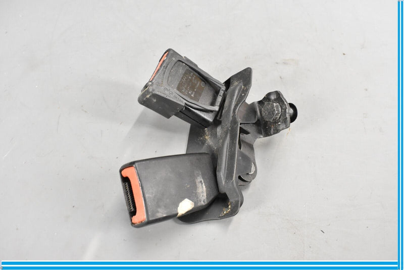 Load image into Gallery viewer, 08-12 Audi A4 Rear Left Driver Side Seat belt Double Buckle Receiver Oem
