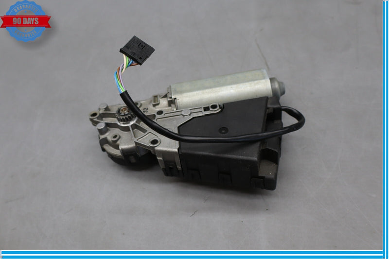 Load image into Gallery viewer, 03-10 Porsche Cayenne 955 Turbo Sunroof Sun Roof Motor 8D0959591C Oem
