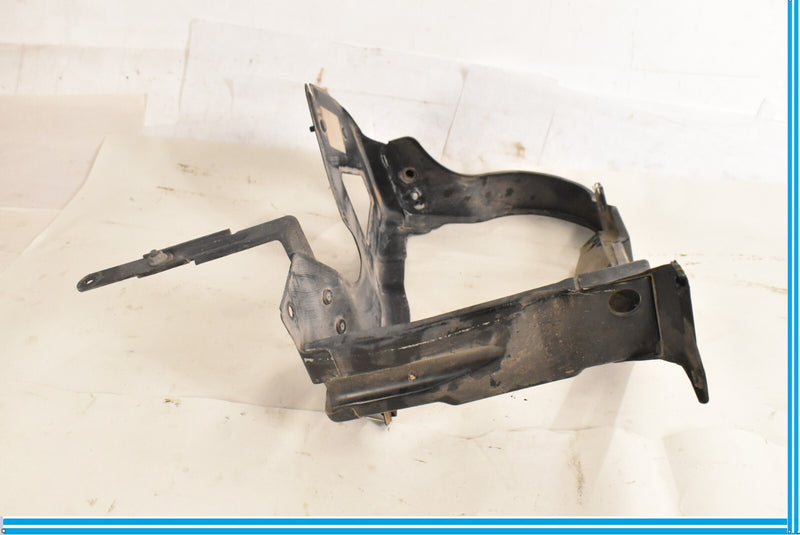Load image into Gallery viewer, 00-06 Mercedes CL500 CL600 W215 Right Passenger Headlight Mounting Bracket Oem
