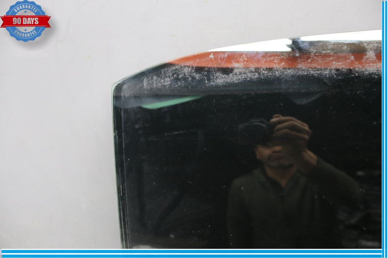 Load image into Gallery viewer, 01-06 Lexus LS430 Rear Right Passenger Side Door WIndow Auto Glass Oem
