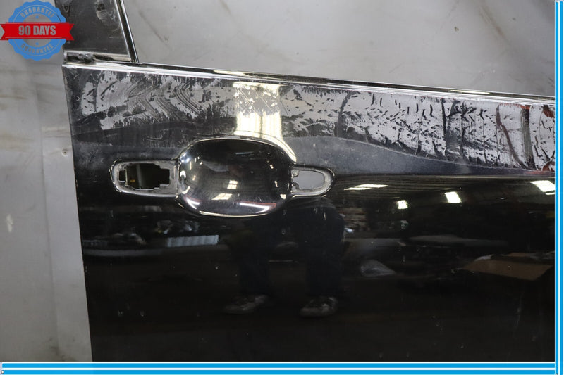 Load image into Gallery viewer, 11-16 Hyundai Equus Front Right Passenger Side Exterior Door Shell Panel Oem
