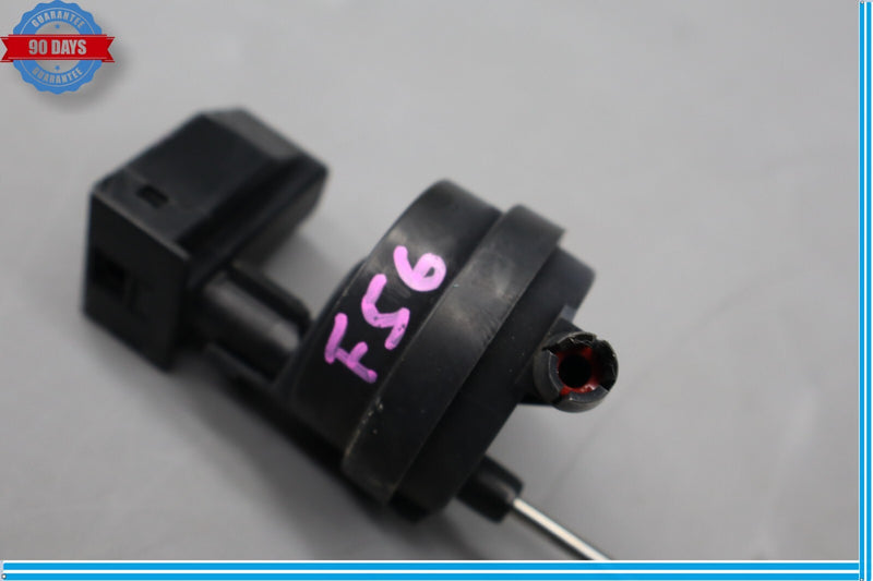 Load image into Gallery viewer, 03-06 Mercedes R230 SL500 Rear Fuel Tank Filler Panel Actuator Oem
