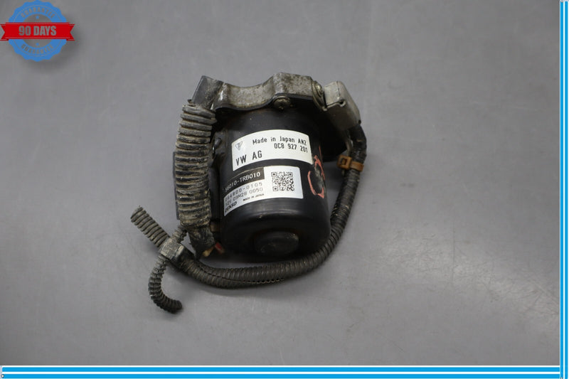 Load image into Gallery viewer, 11-18 Porsche Cayenne 958 VR6 GTS Turbo Transmission Oil Pump 0C8927201A Oem
