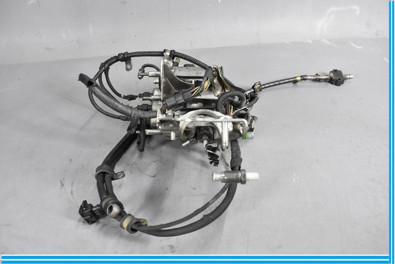 Load image into Gallery viewer, 03-07 Maserati Quattroporte Automatic Transmission Accumulator Assembly Oem
