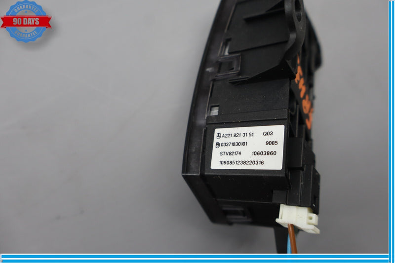 Load image into Gallery viewer, 07-14 Mercedes W216 CL550 S550 S63 AMG Right Side Door Lock Control Switch Oem
