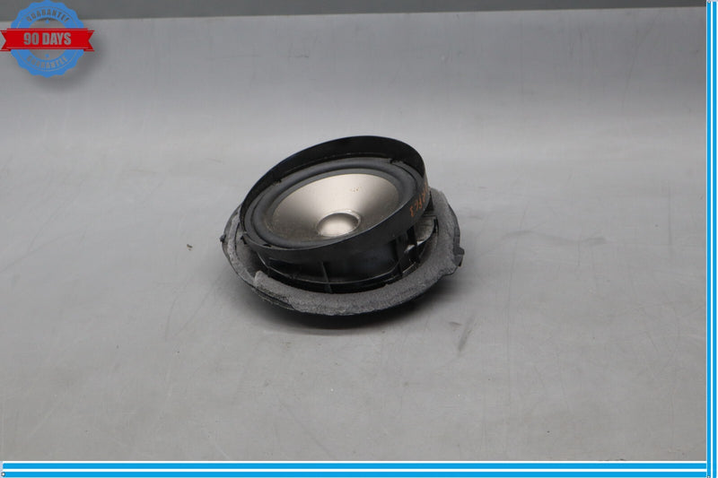 Load image into Gallery viewer, 03-06 Mercedes W211 E500 E320 Rear Right Passenger Door Audio Speaker Oem
