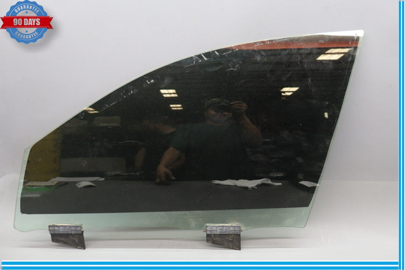 Load image into Gallery viewer, 15-16 Hyundai Genesis Front Left Driver Side Door Window Auto Glass Oem
