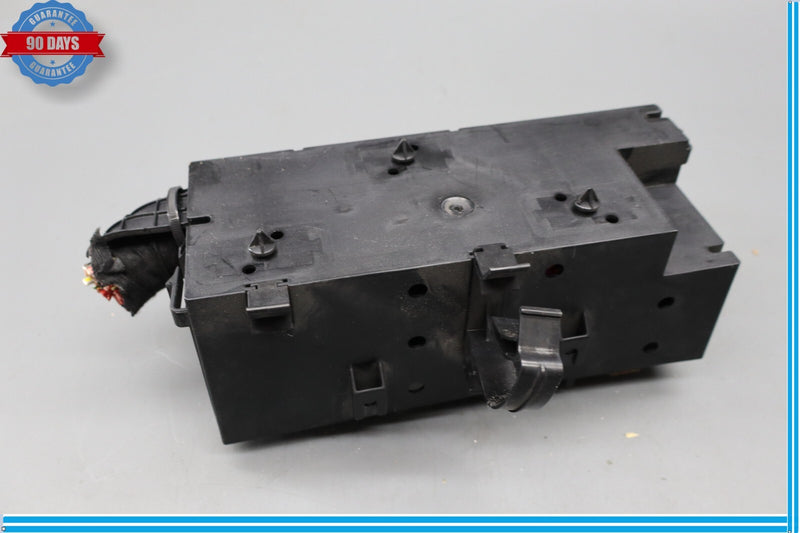 Load image into Gallery viewer, 03-12 Bentley Continental Flying Spur Flying Spur Relay Fuse Box Fusebox Oem
