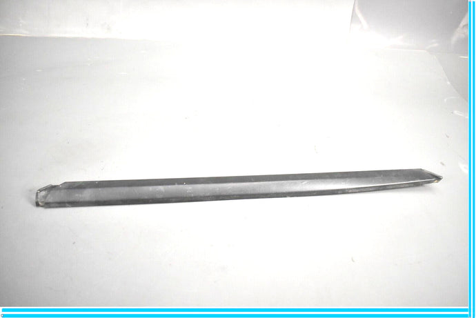 PORSCHE CAYENNE 92A - REAR Right DOOR SILL / Scuff Panel TRIM / Molding