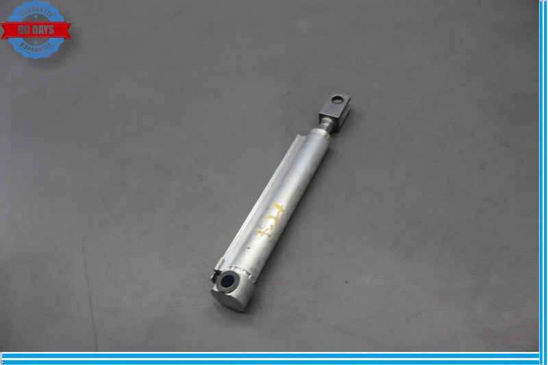 Load image into Gallery viewer, 12-20 Mercedes R172 SLK250 SLK350 Right Convertible Top Main Lift Cylinder Oem
