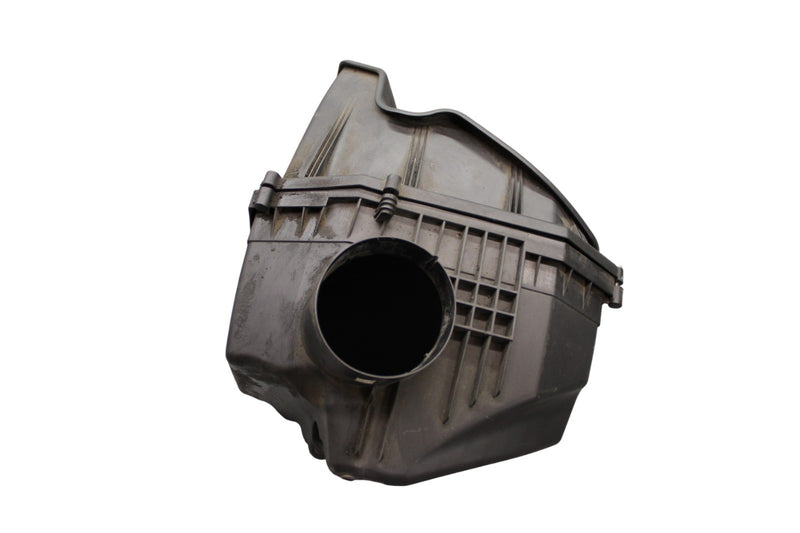 Load image into Gallery viewer, 11-16 BMW 528i 535i 535i Engine Air Intake Cleaner Filter Box Housing Oem
