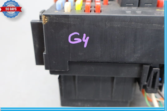 03-07 HUMMER H2 Turn Signal Lamp Fuse Box Relay Junction Block  W/ Bracket Oem