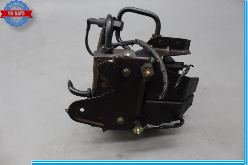 Load image into Gallery viewer, 03-06 Mercedes R230 SL500 SL55 AMG Front Hydraulic Suspension Valve Block Oem
