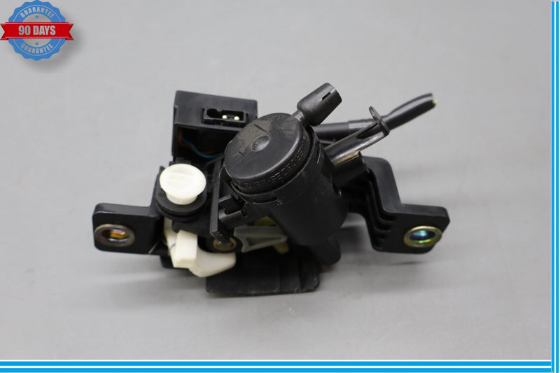 Load image into Gallery viewer, 90-02 Mercedes SL320 SL500 R129 Rear Trunk Lid Lock Latch Actuator Oem
