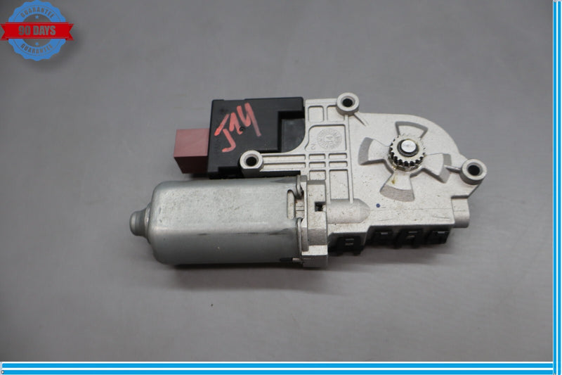 Load image into Gallery viewer, 12-19 Mercedes GL450 GL550 X166 Sunroof Sun Roof Motor A1669000409 Oem
