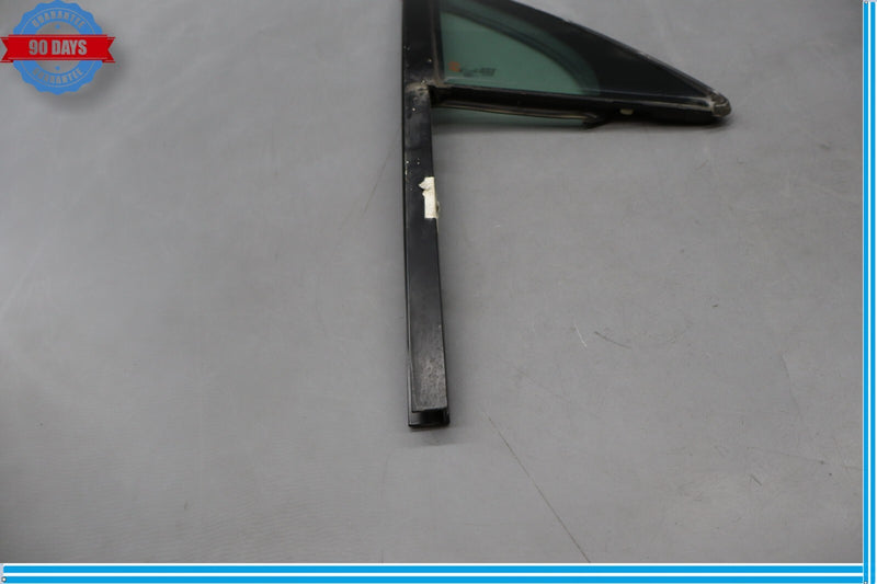 Load image into Gallery viewer, 11-18 Porsche Cayenne Front Right Side Door Glass Quarter Window Auto Glass Oem
