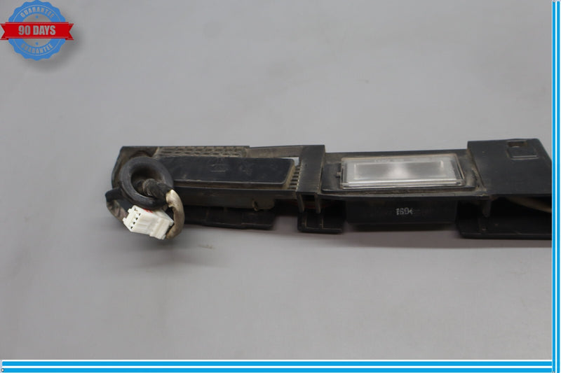 Load image into Gallery viewer, 11-16 Hyundai Equus SIG Rear Trunk Lid License Plate Lamp Assembly Black Oem
