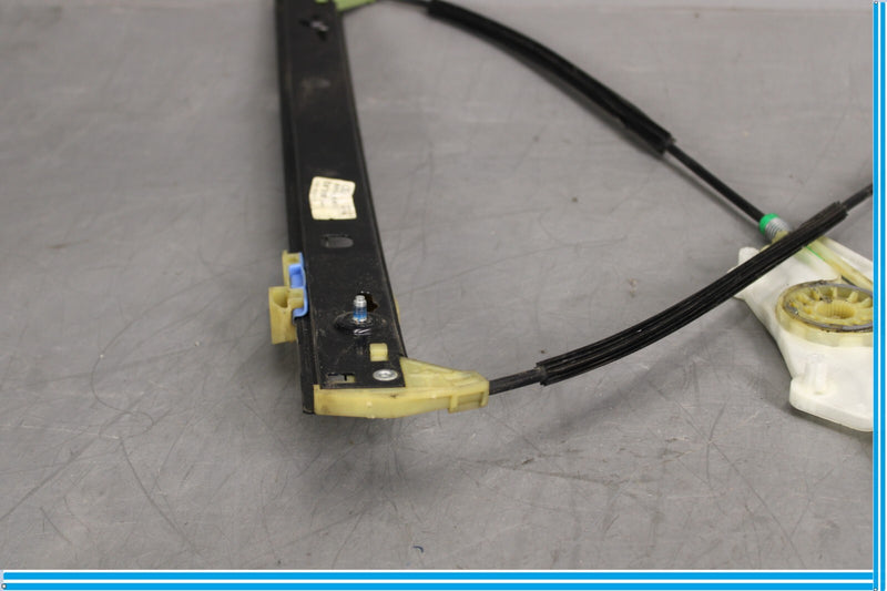 Load image into Gallery viewer, 11-18 Audi A8 Front Left Driver Side Door Window Regulator W/O Motor Oem
