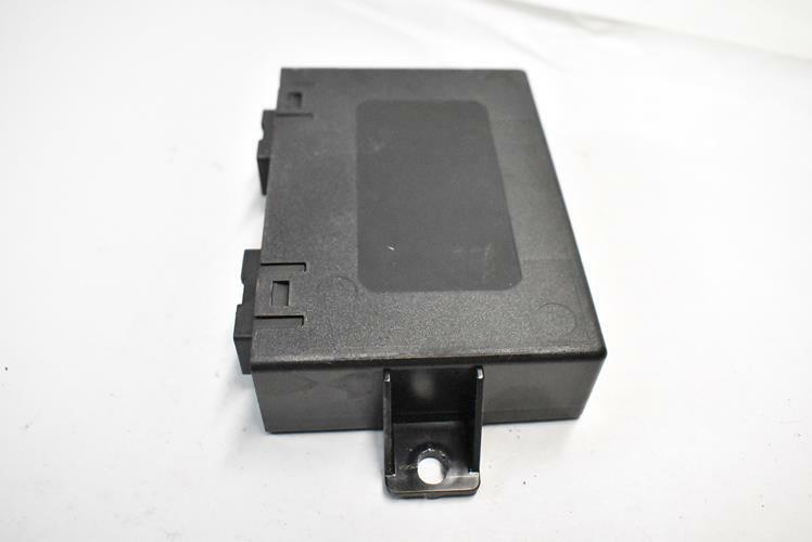 Load image into Gallery viewer, Parking Distance Control Unit Module 04-06 VW Phaeton - Genuine - 3D0 919 283 C
