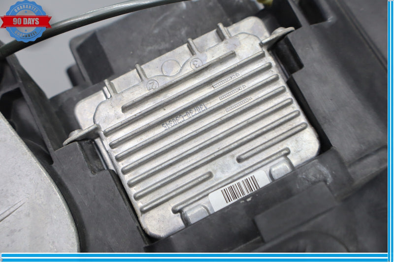 Load image into Gallery viewer, 14-17 Maserati Quattroporte M156 Front Right Side Head Light Lamp Oem
