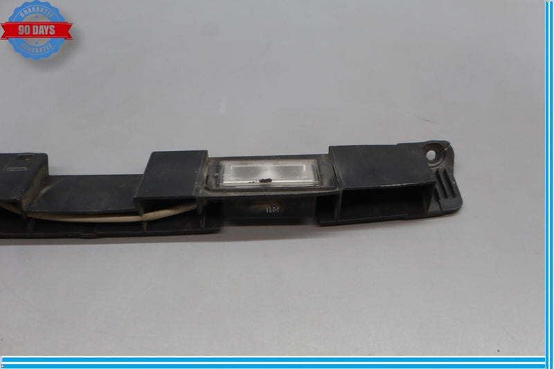 Load image into Gallery viewer, 11-16 Hyundai Equus SIG Rear Trunk Lid License Plate Lamp Assembly Black Oem
