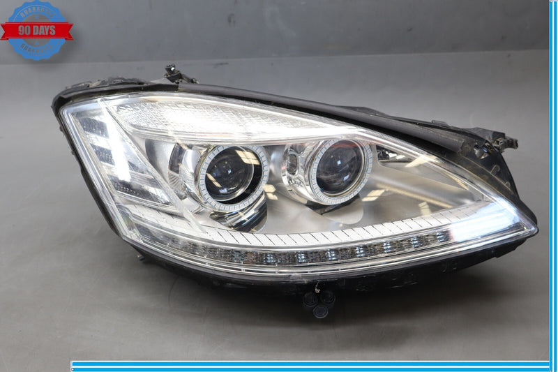 Load image into Gallery viewer, 10-13 Mercedes W221 S500 S550 S63 AMG Right Passenger Headlight Lamp Xenon OEM
