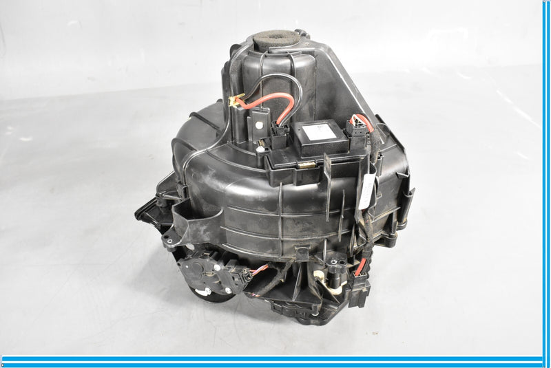 Load image into Gallery viewer, 09-15 BMW 750i 750Li F01 F02 AC A/C Heater Blower Motor Fan Assembly Unit Oem
