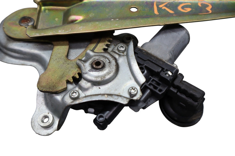 Load image into Gallery viewer, 06-11 Lexus GS350 GS430 GS450h Rear Left Door Window Regulator W/ Motor Oem
